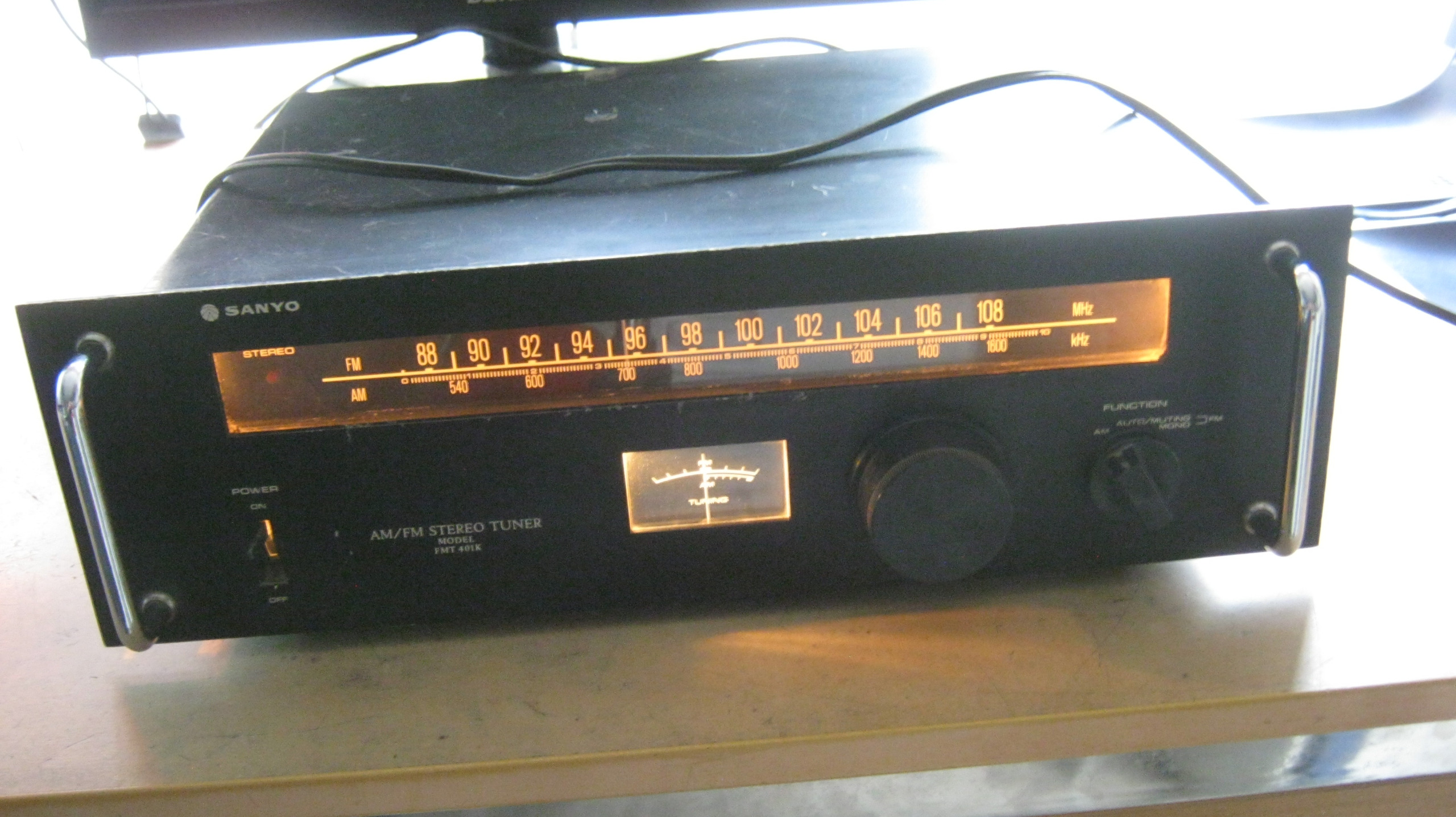 تیونر سانیو Stereo Tuner FMT 401K
