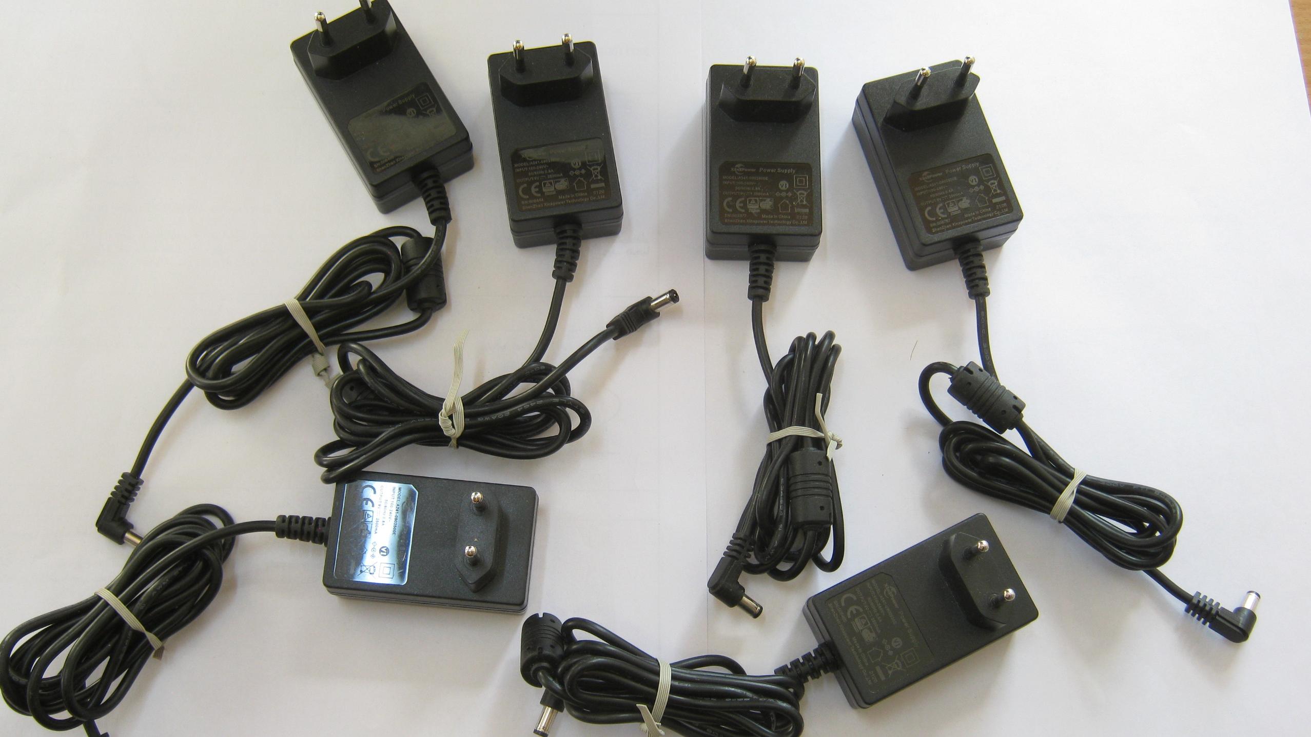 آداپتور اصلی و ارژینال 9 ولت 2.5 آمپر