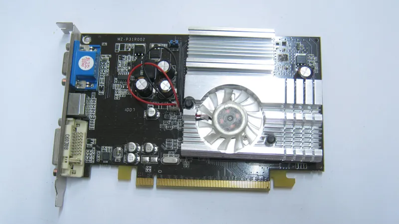 کارت گرافیک PCI مدل GeForce 7100256 DDR