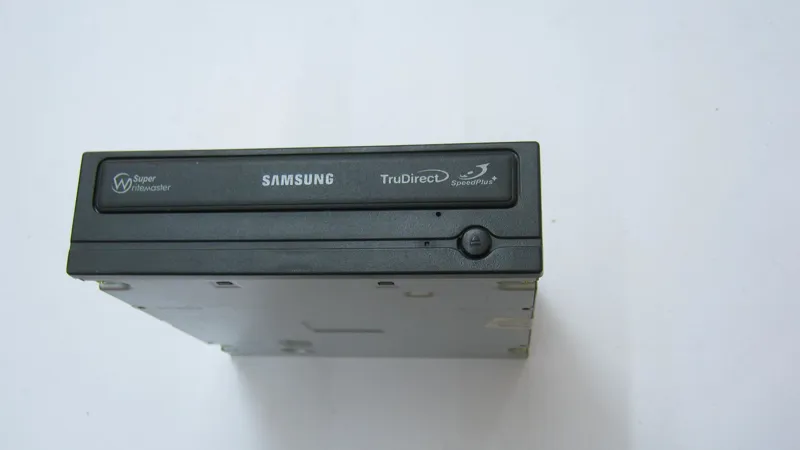 DVD رایتر SAMSUNG با پورت SATA