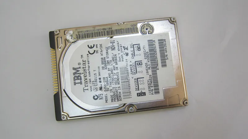 هارد لپ تاپ IBM کمیاب IDE 2.5 اینچی 44 پین 40 GB