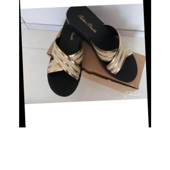 دمپایی زنانه طلایی