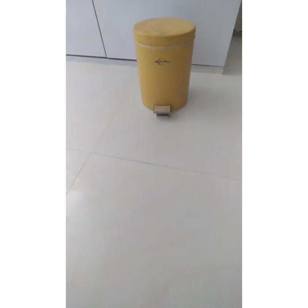 سطل زباله فلزی