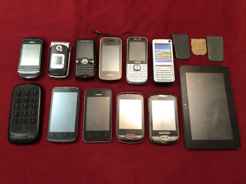 انواع گوشی، تبلت و فروش یکجا