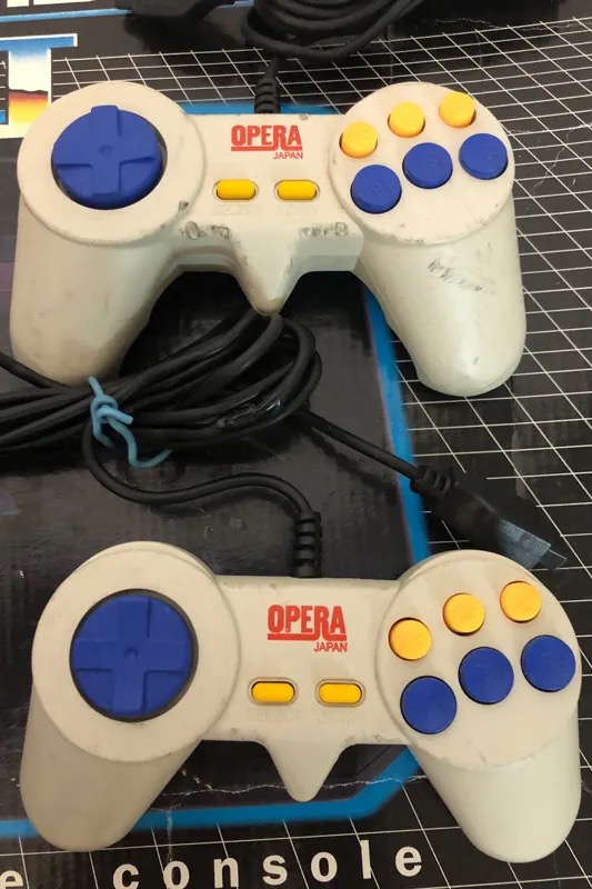  2 عدد دسته میکرو Opera Japan (توضیحات دارد)