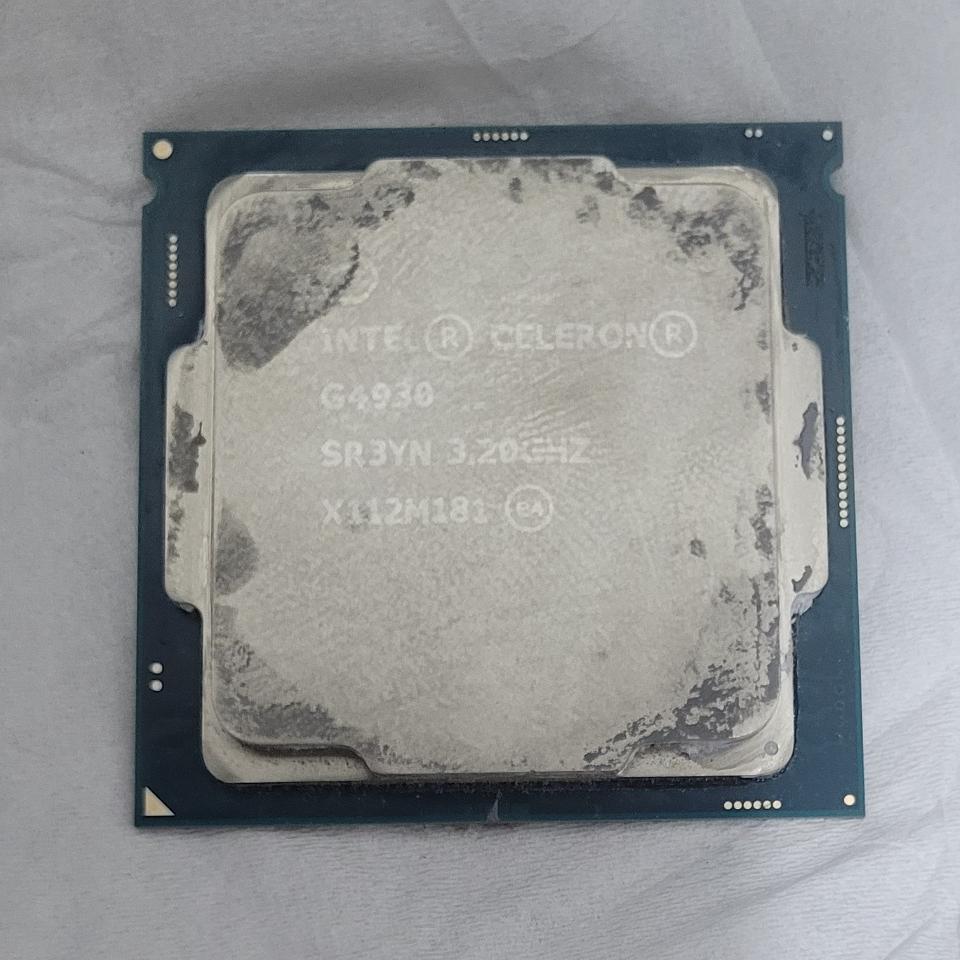 پردازنده intel Celeron G4930 با فن فابریک