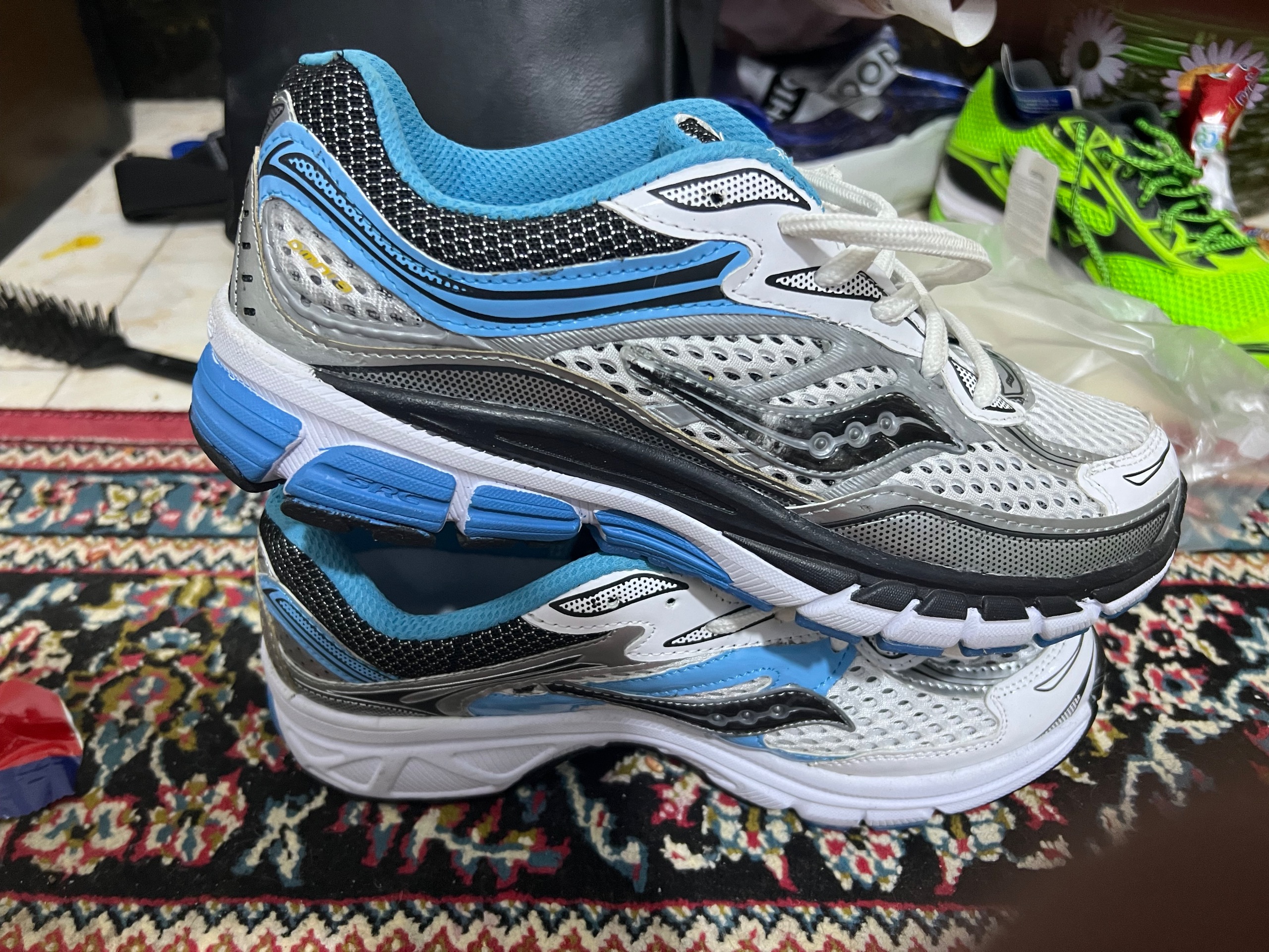 کفش ساکونی ه