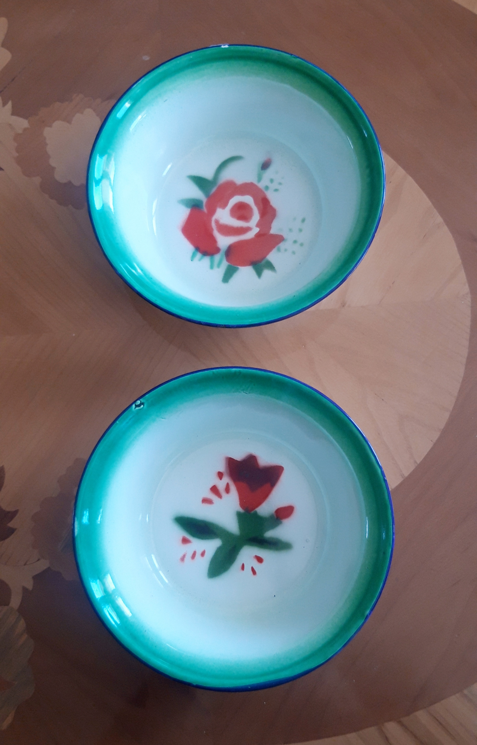 کاسه لعابی نوستالژی