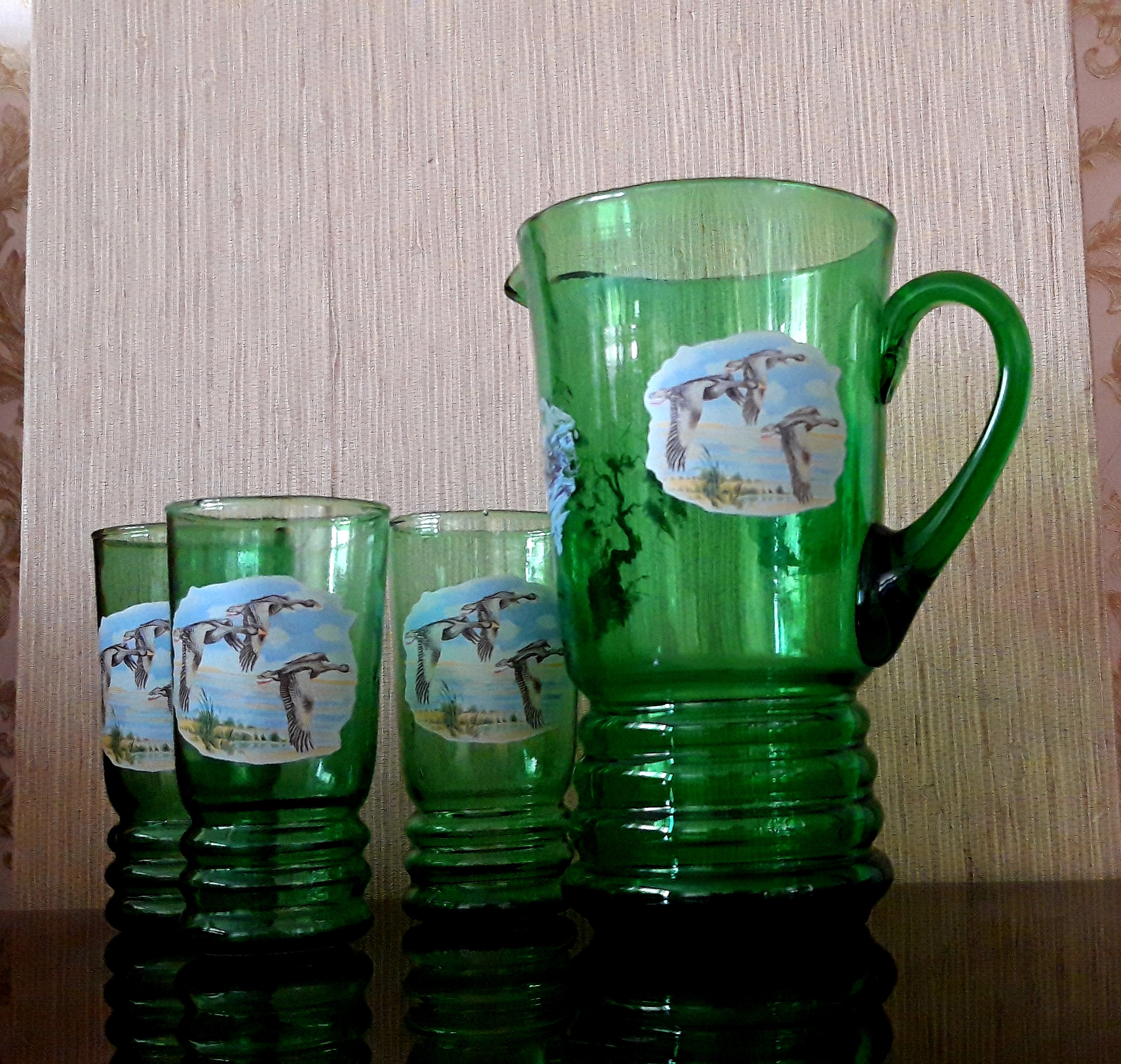 پارچ و لیوان قدیمی و زیبا