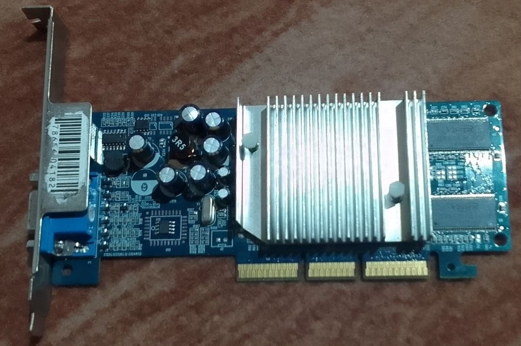 مزایده کارت گرافیک128مگGF FX5200