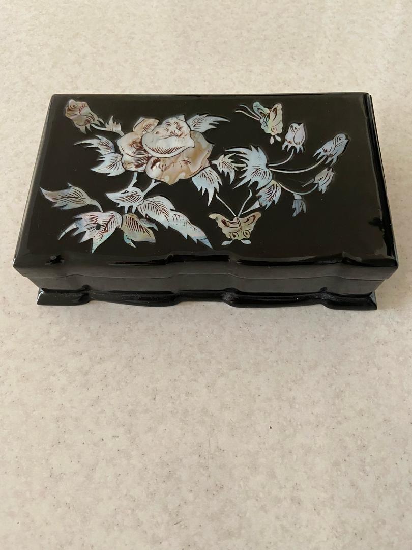 جعبه جواهرات ساخت ویتنام