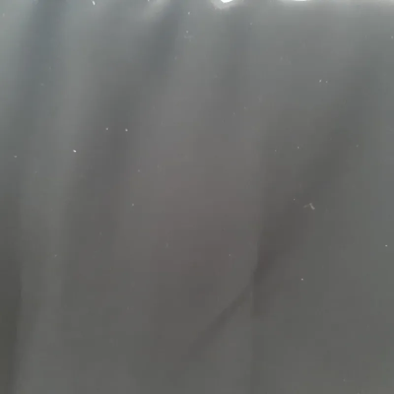 یک قواره 5 در 1/2 متر پارچه چادری حریرمشکی ترک