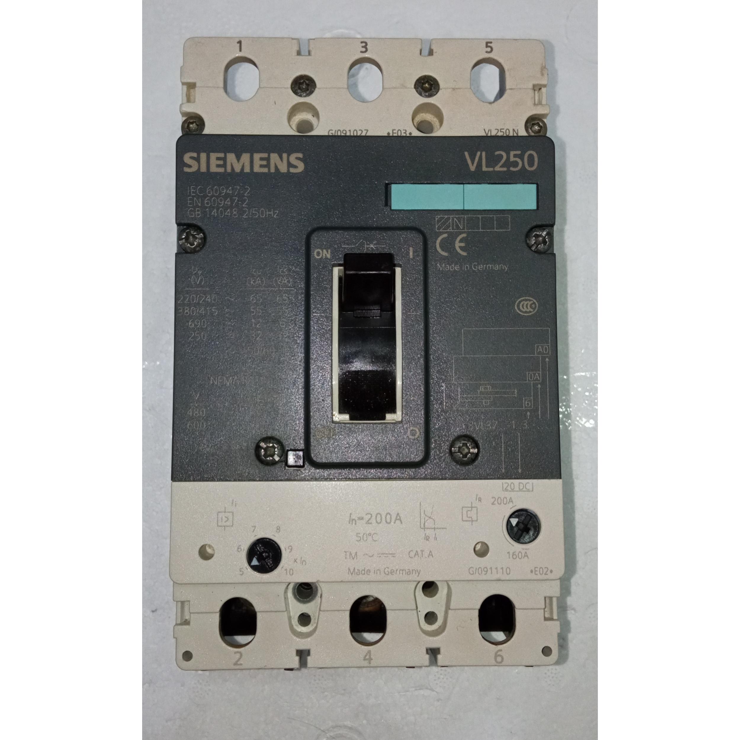 کلید اتومات زیمنس 3VL250