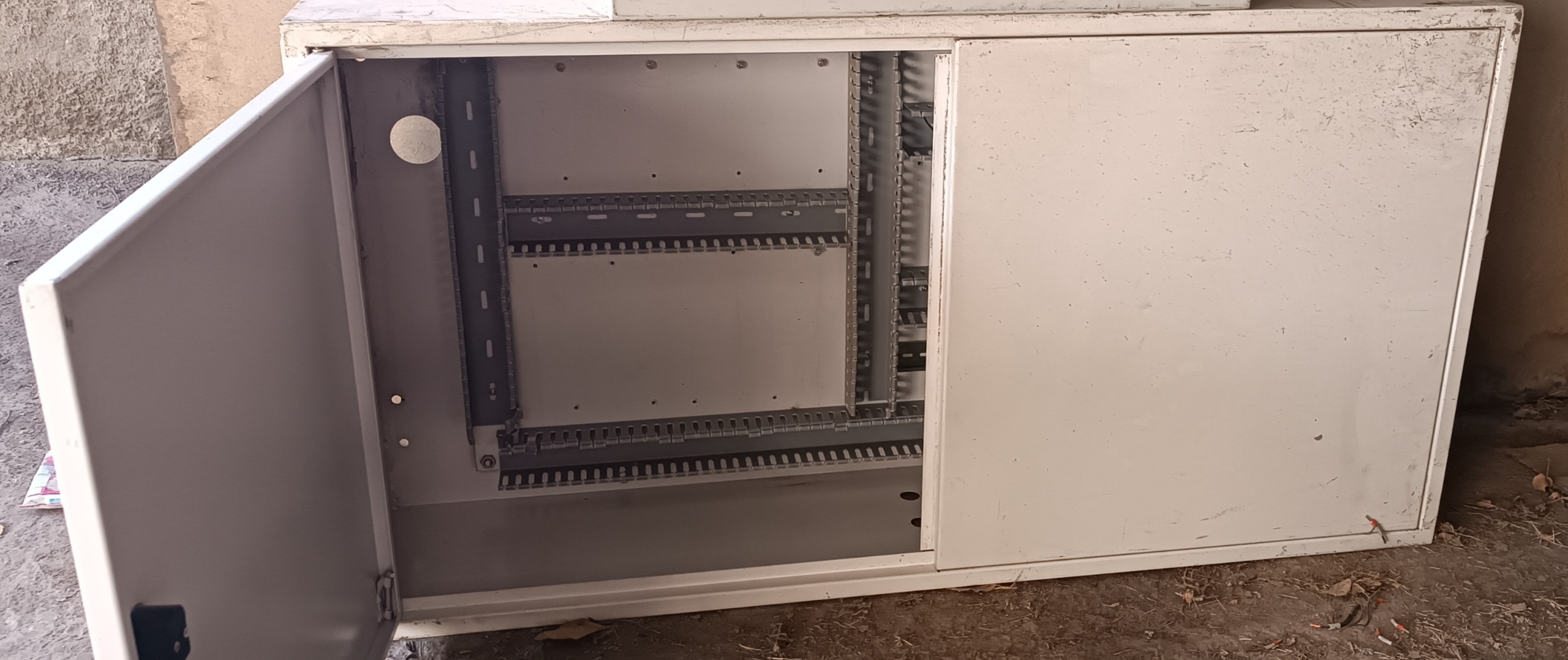 تابلو برق صنعتی