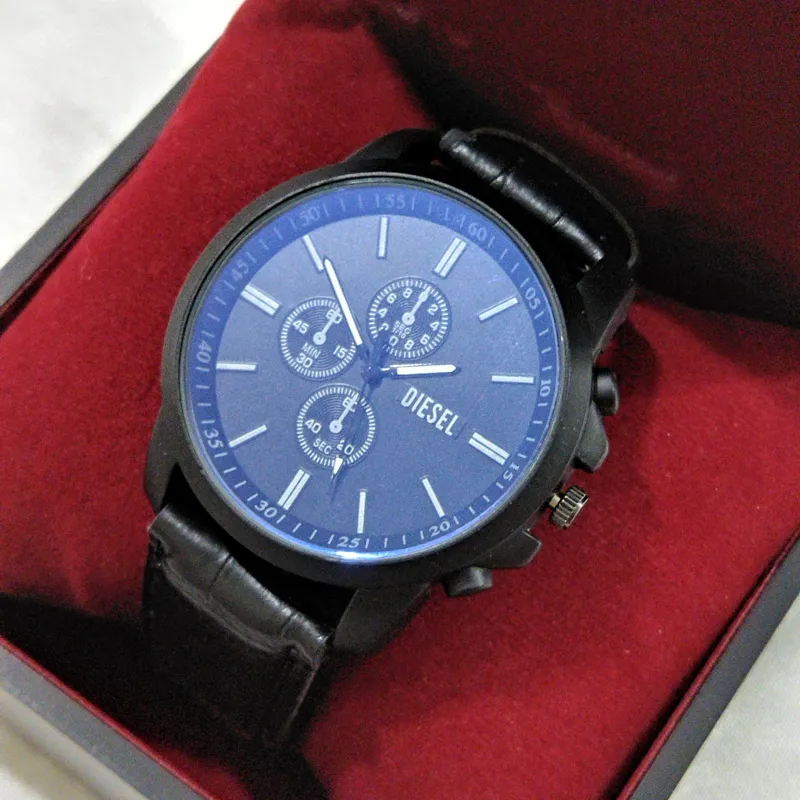 ساعت دیزل بند چرمی