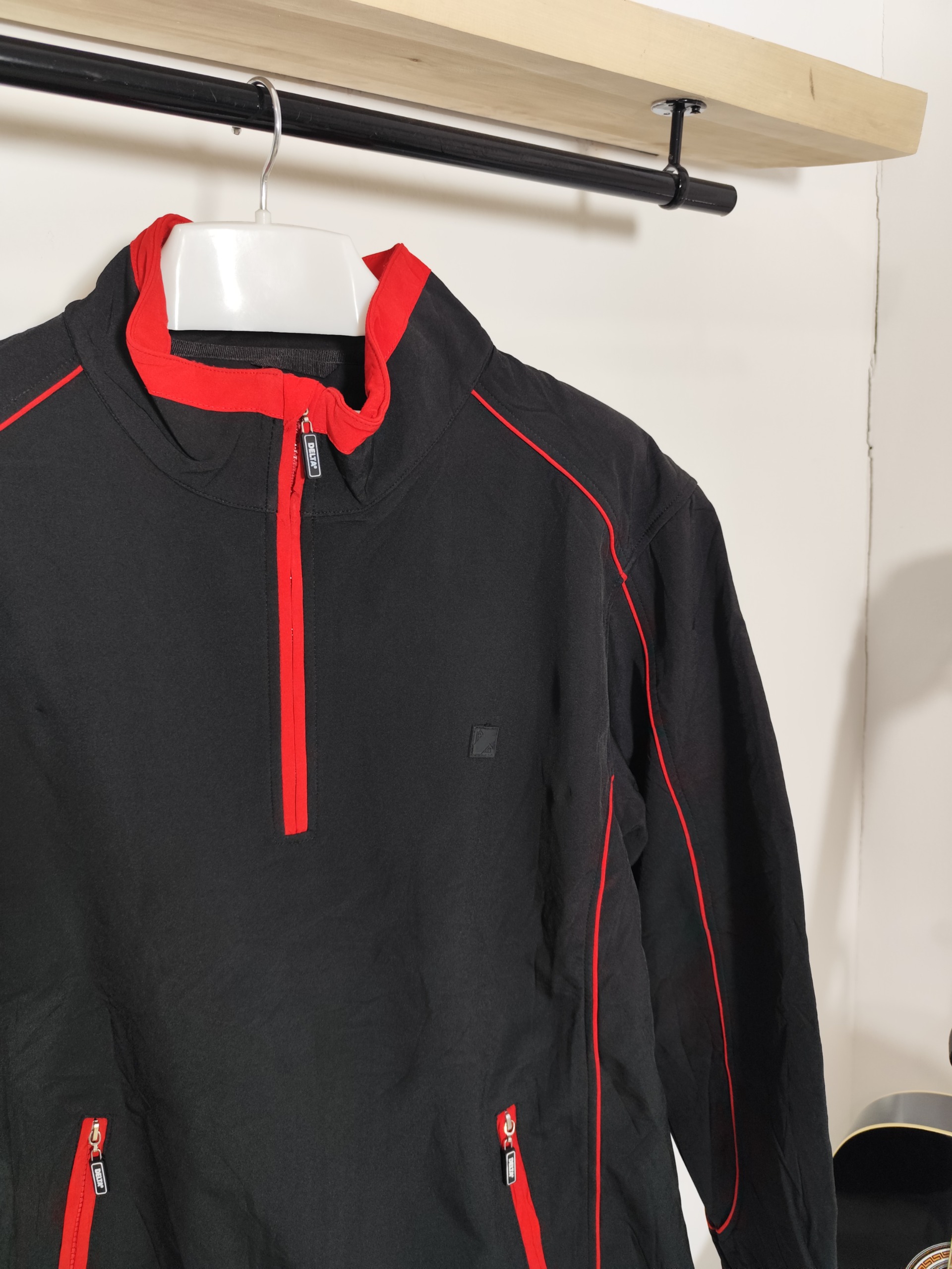 کاپشن وینداستاپر نیمزیپی کد 31