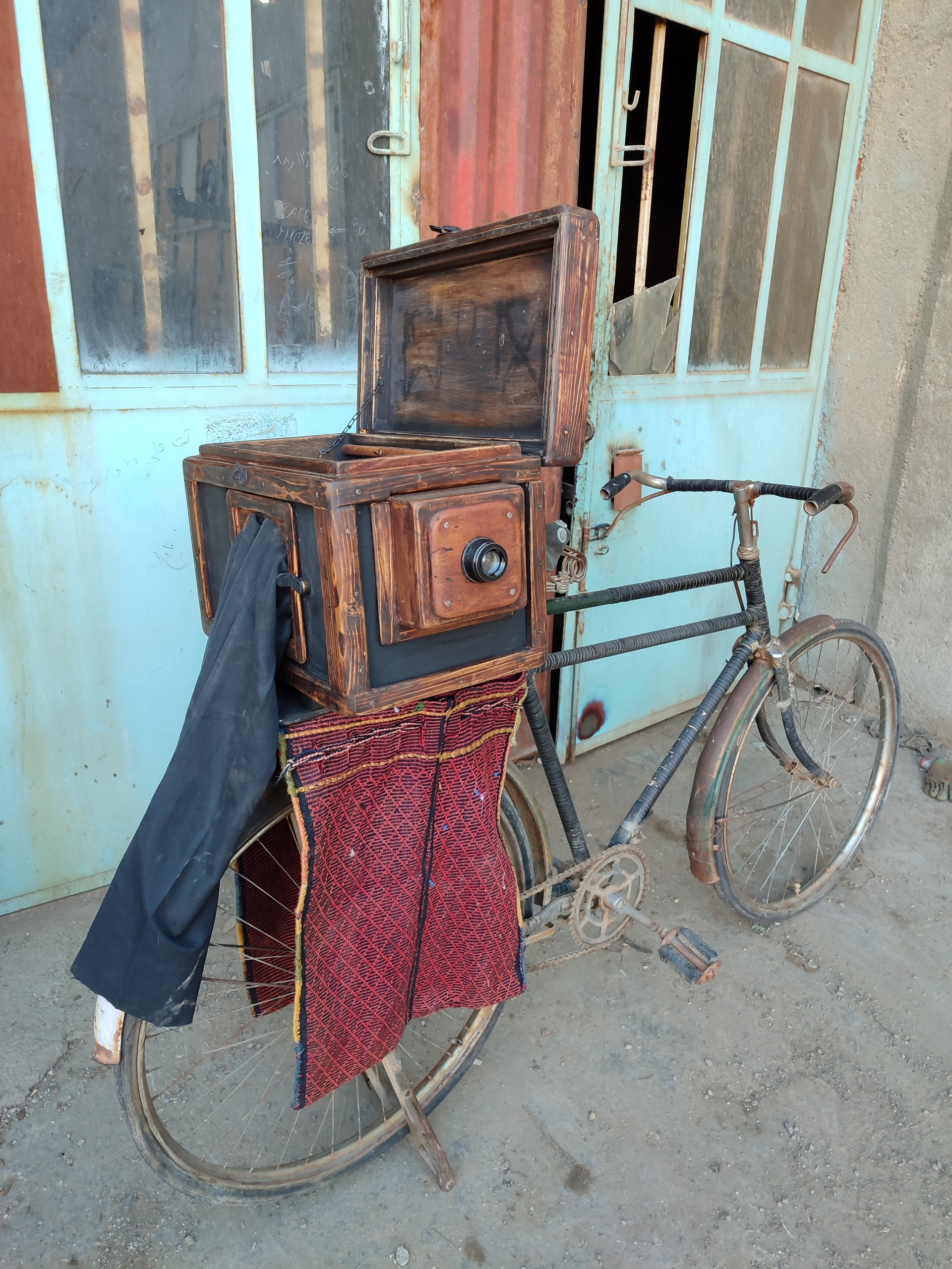 دوربین چوبی قاجاری