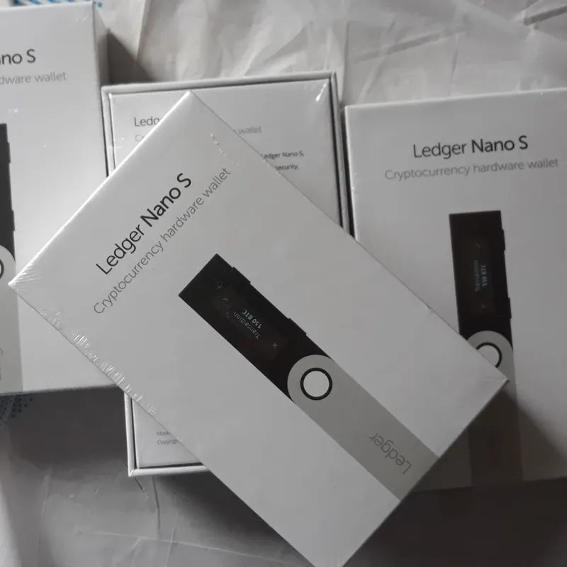 کیف پول لجر نانو اس nano s