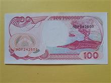 100