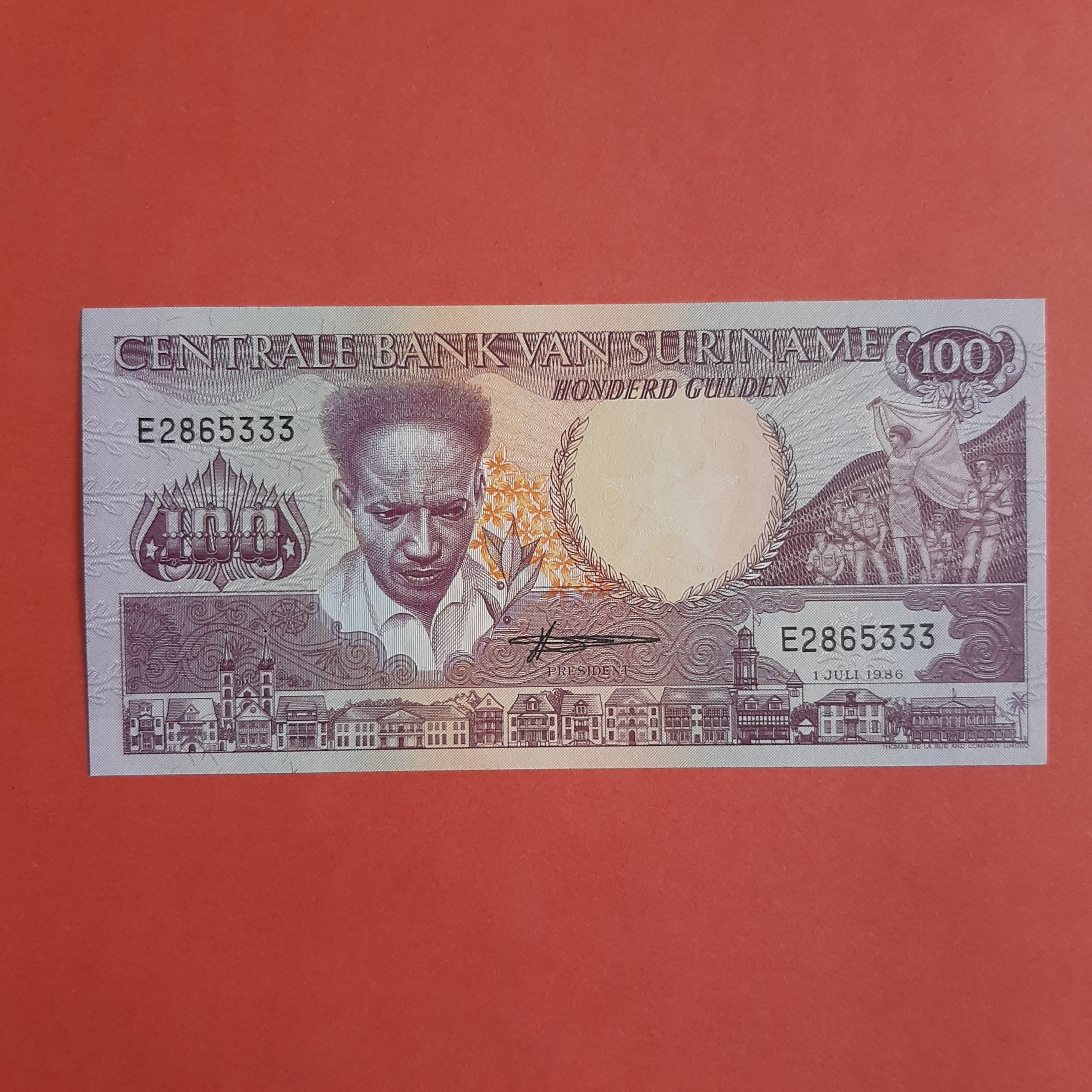 100 گیلدن سورینام