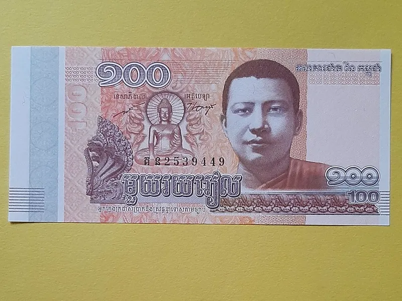100 ریل کامبوج
