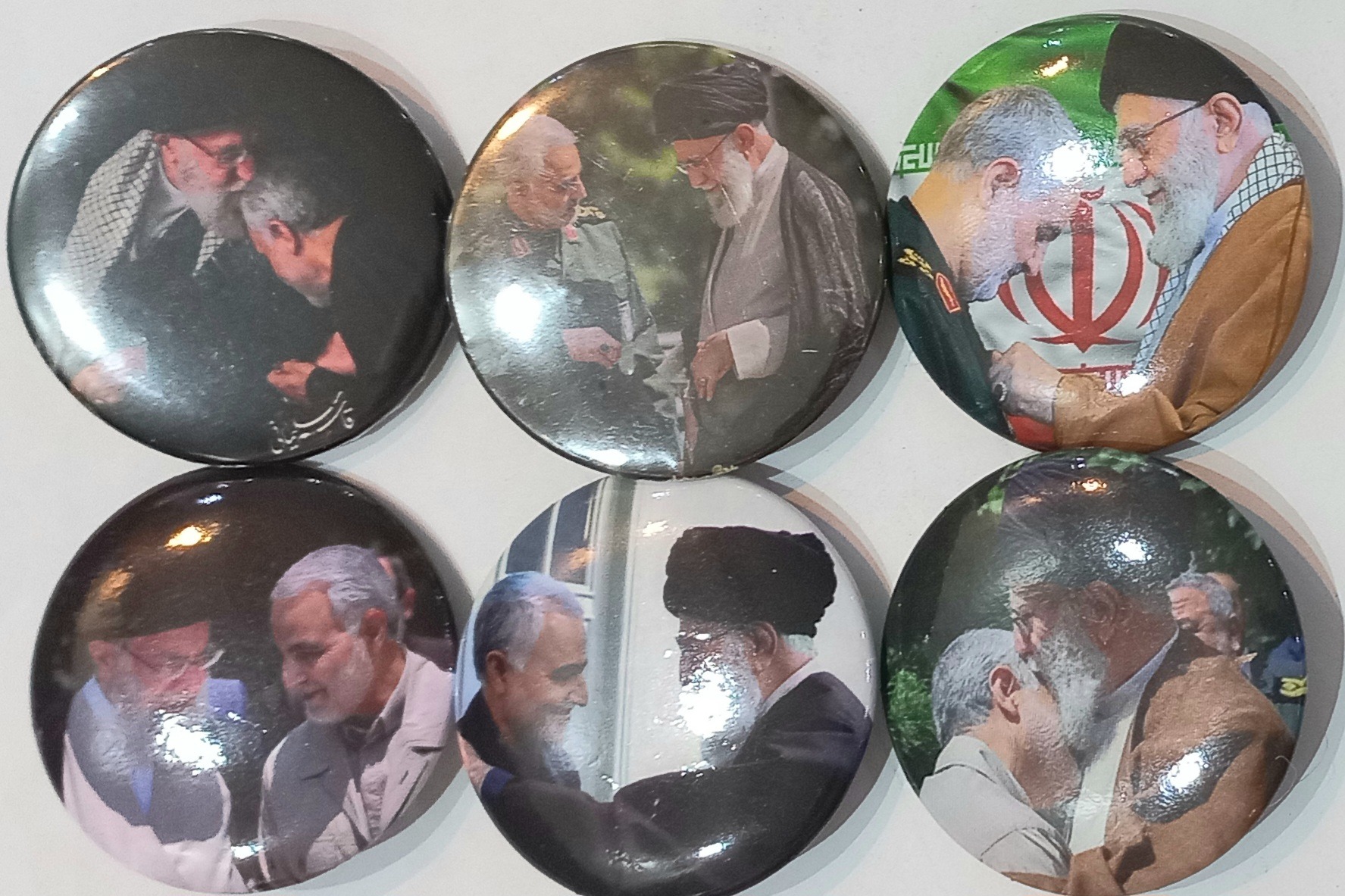 6 عدد پیکسل رهبری و سردار سلیمانی