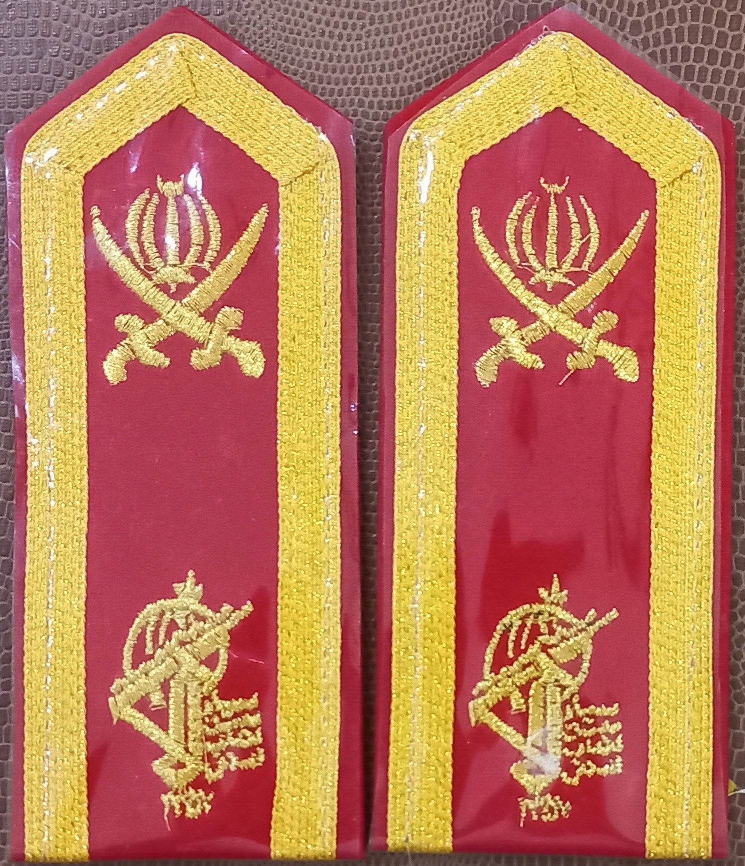 درجه سردوشی نظامی دانشجویان دانشگاه امام حسین سپاه