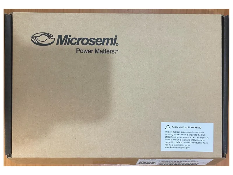 Adaptec RAID 81605ZQ with maxCache Components