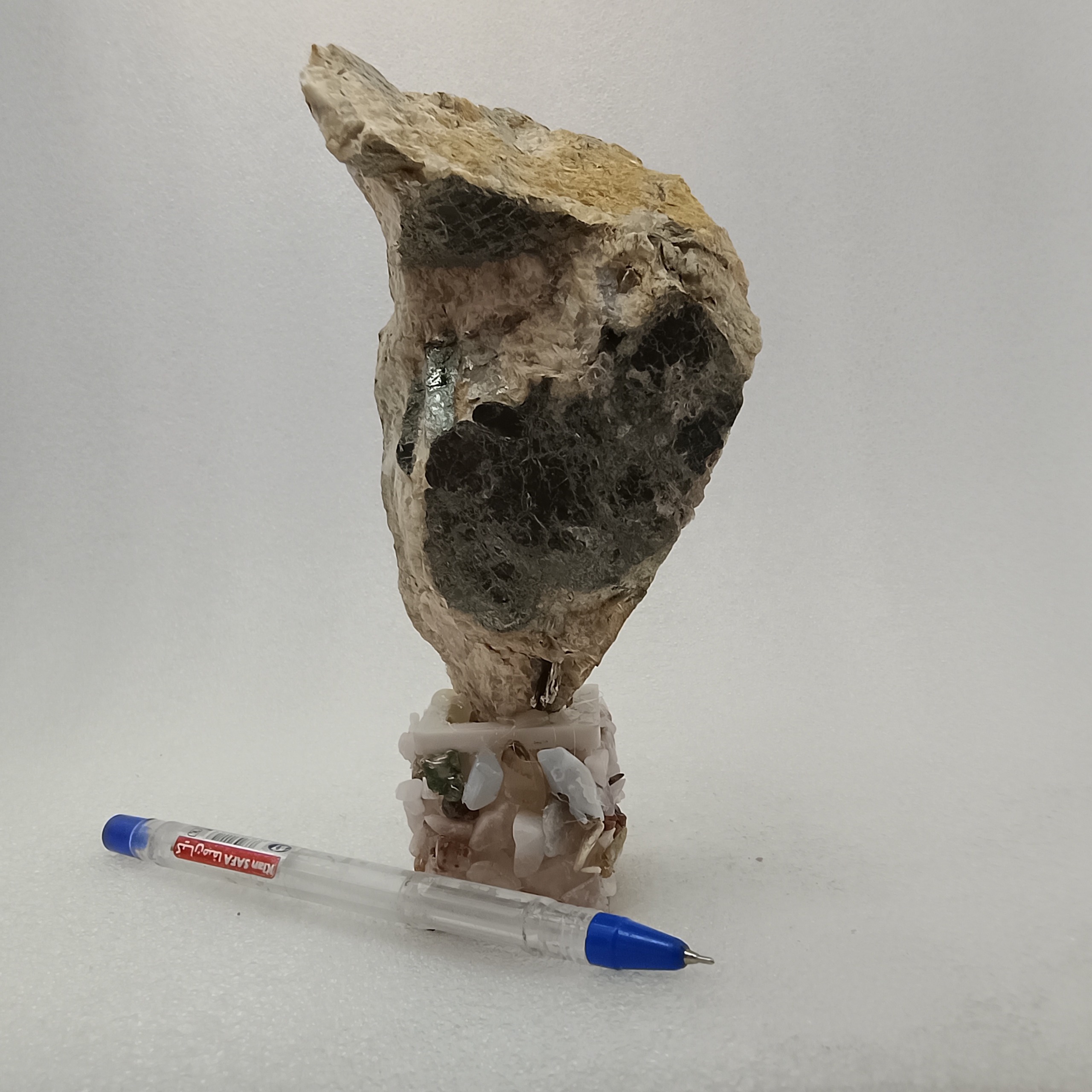 سنگ راف فلوگوپیت پگماتیت دکوری210