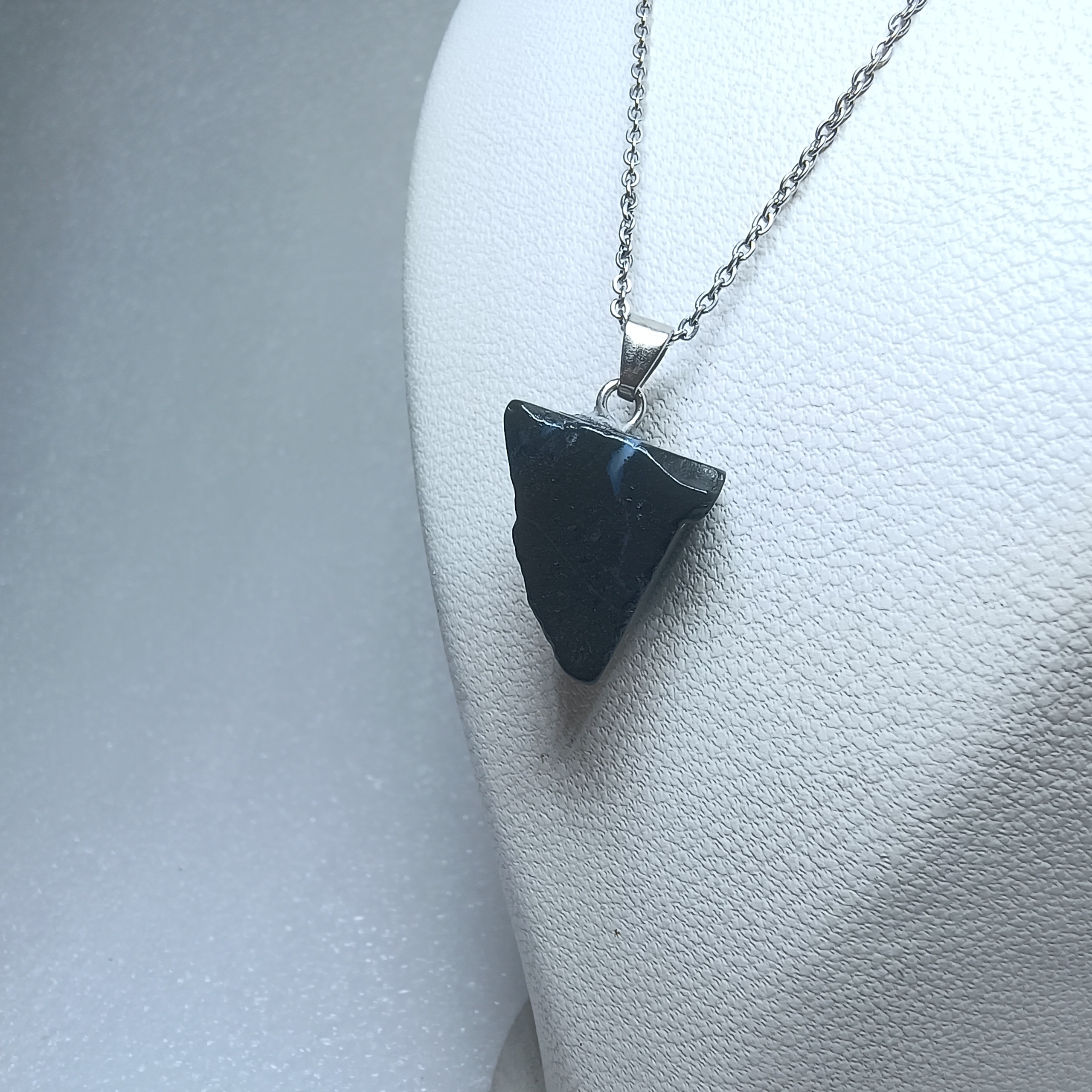 گردنبند اونیکس راف معدنی b890