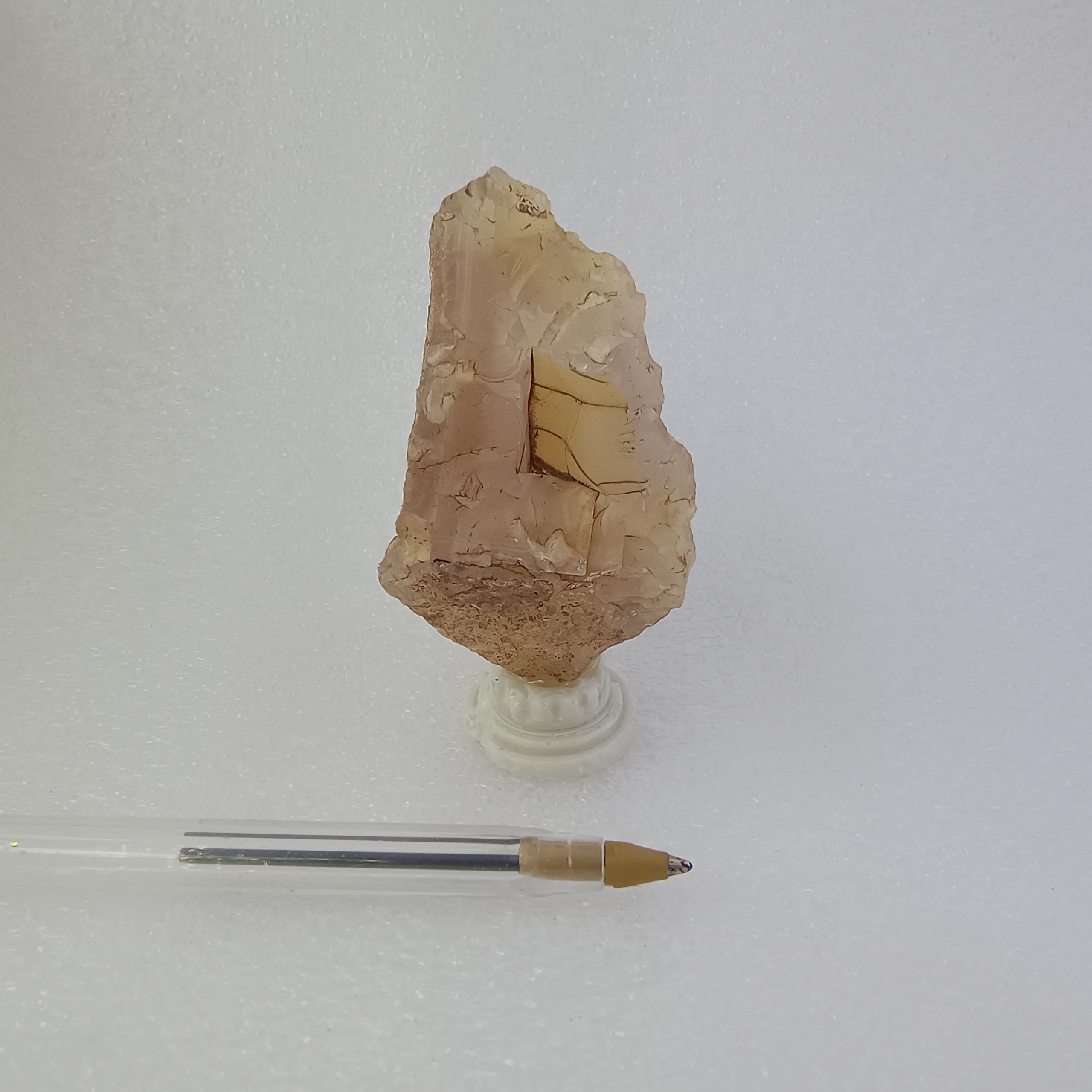 عقیق دکوری کوچک با پایه a400