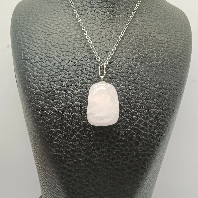 رزکوارتز معدنی با زنجیر ط460