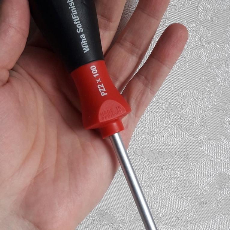 پیچ گوشتی چهارسو ویها آلمان Wiha سایز PZ2 100