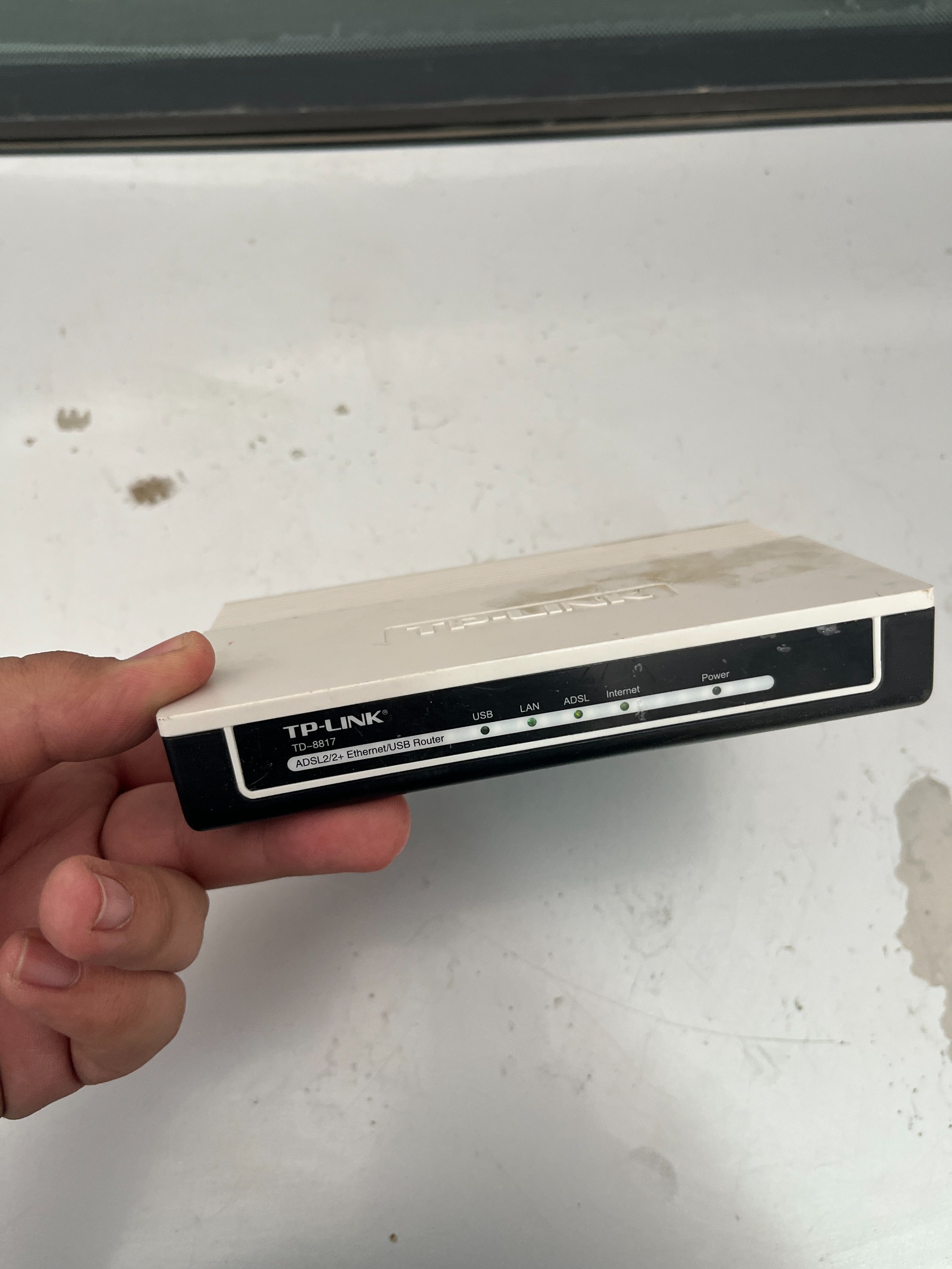 مودم TP-Link TD-8817 (بدون آداپتور)