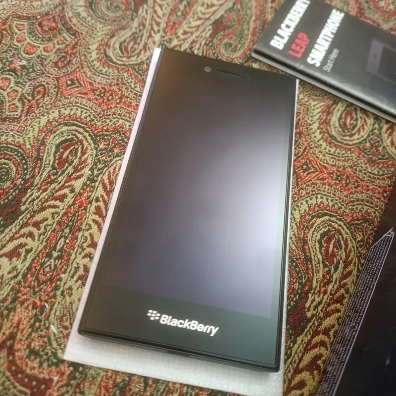 بلک بری لیپ BLACKBERRY LEAP