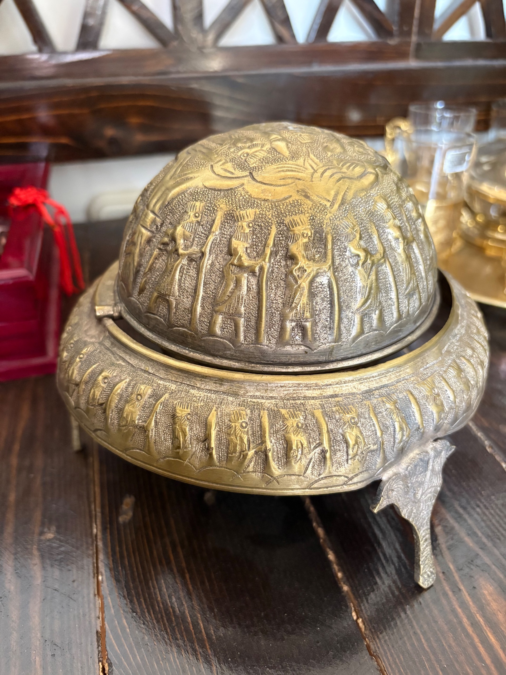 خاویار خوری قدیمی برنج