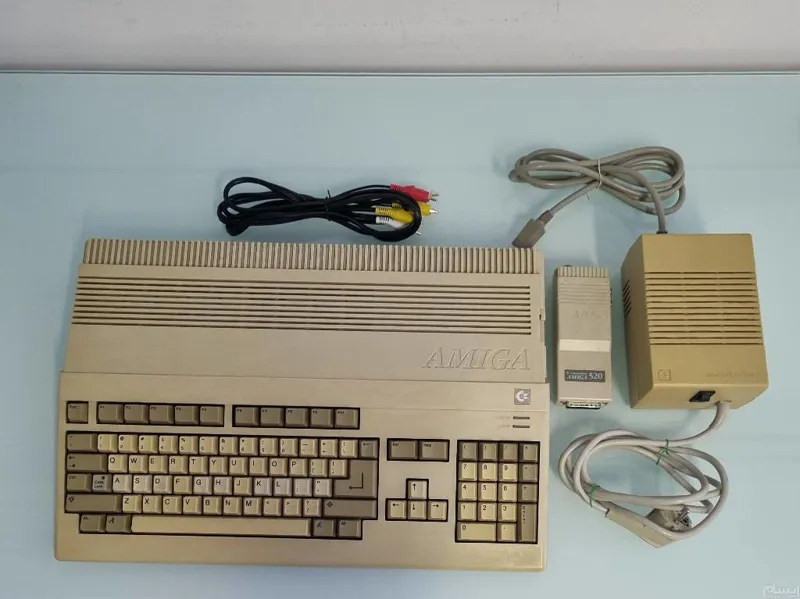 کامپیوتر آمیگا 500 Amiga Commodore