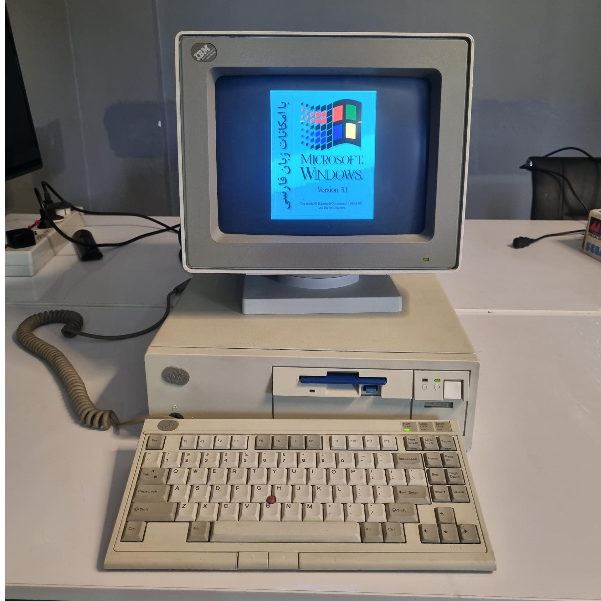 کامپیوتر IBM PS2 386SX