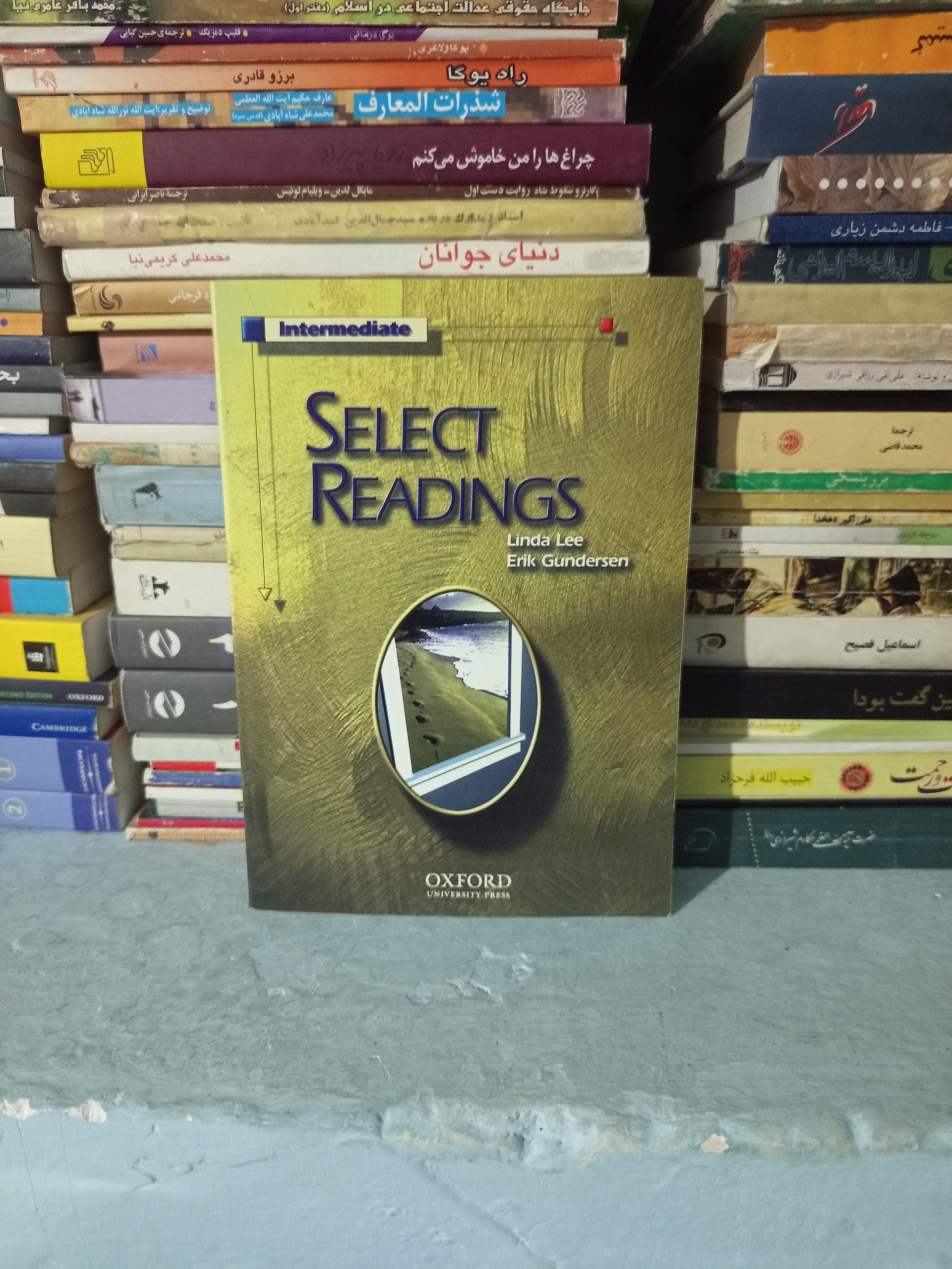 Select Readings Intermediate