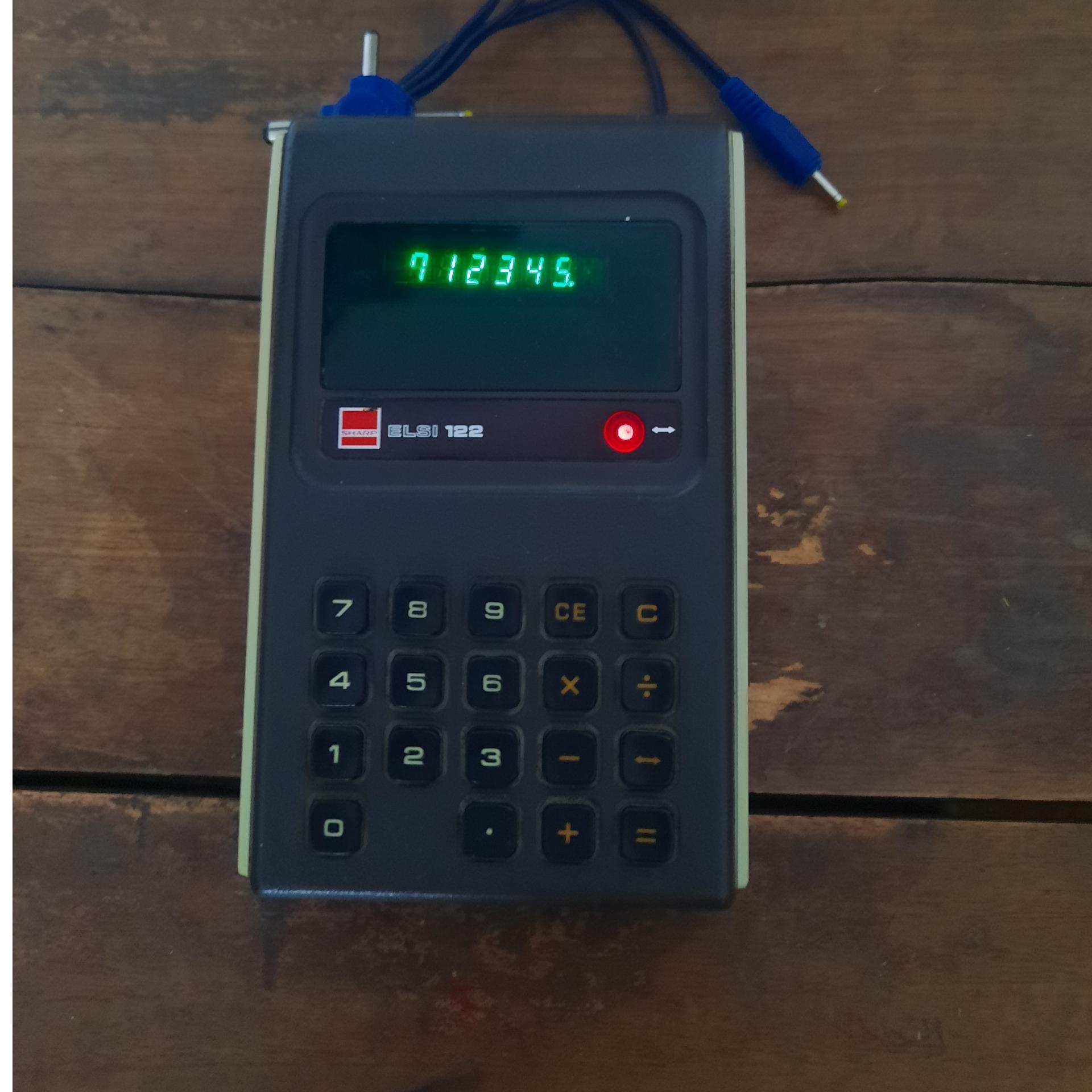 ماشین حساب لامپی شارپ