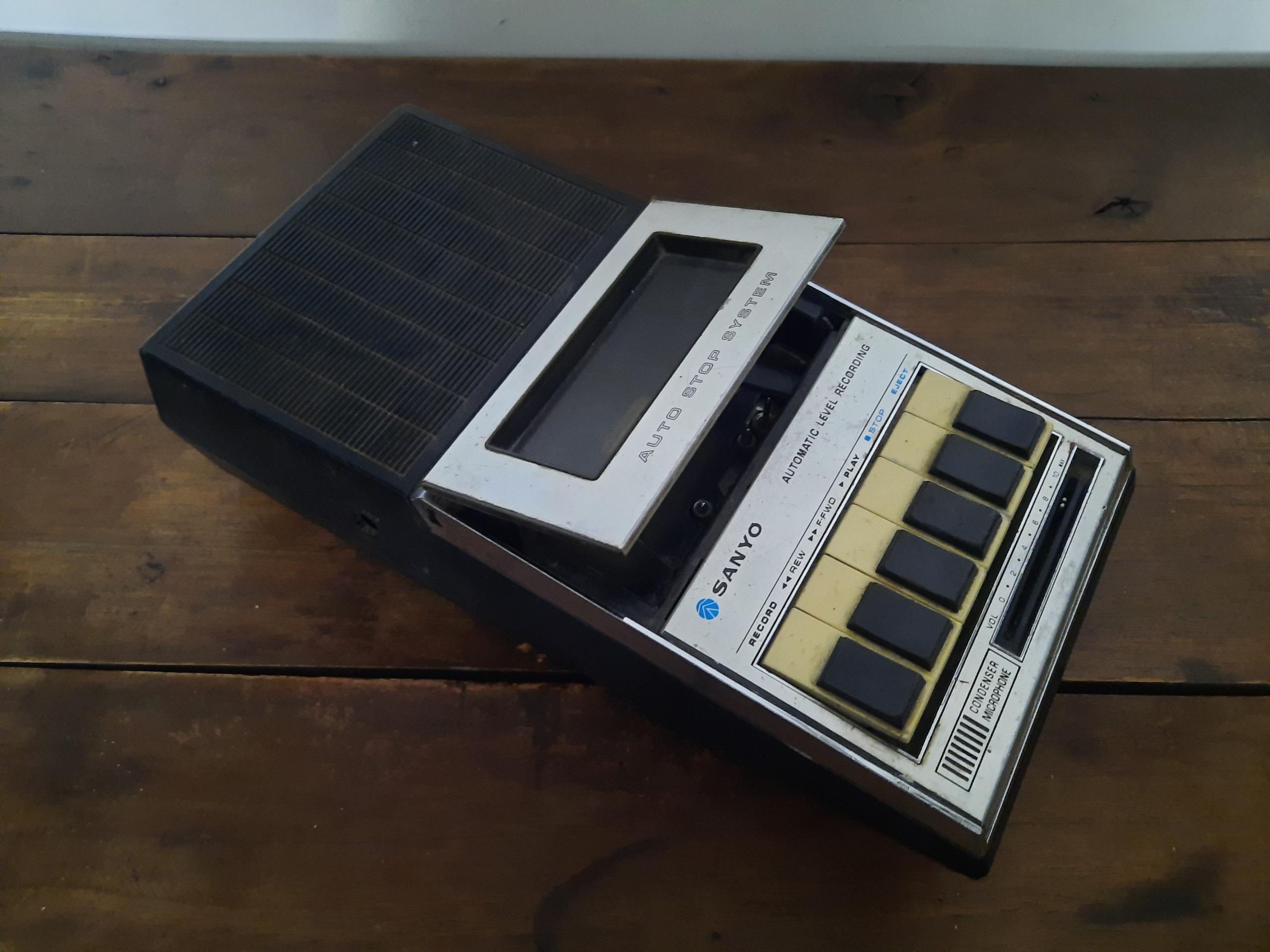 ضبط خبرنگاری ژاپنی سانیو