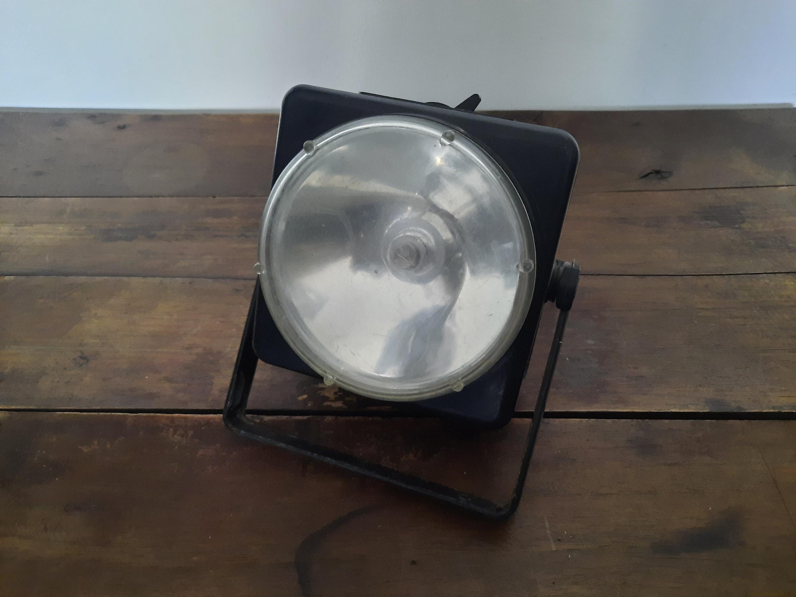 چراغ قوه راه آهن و قطار روسی