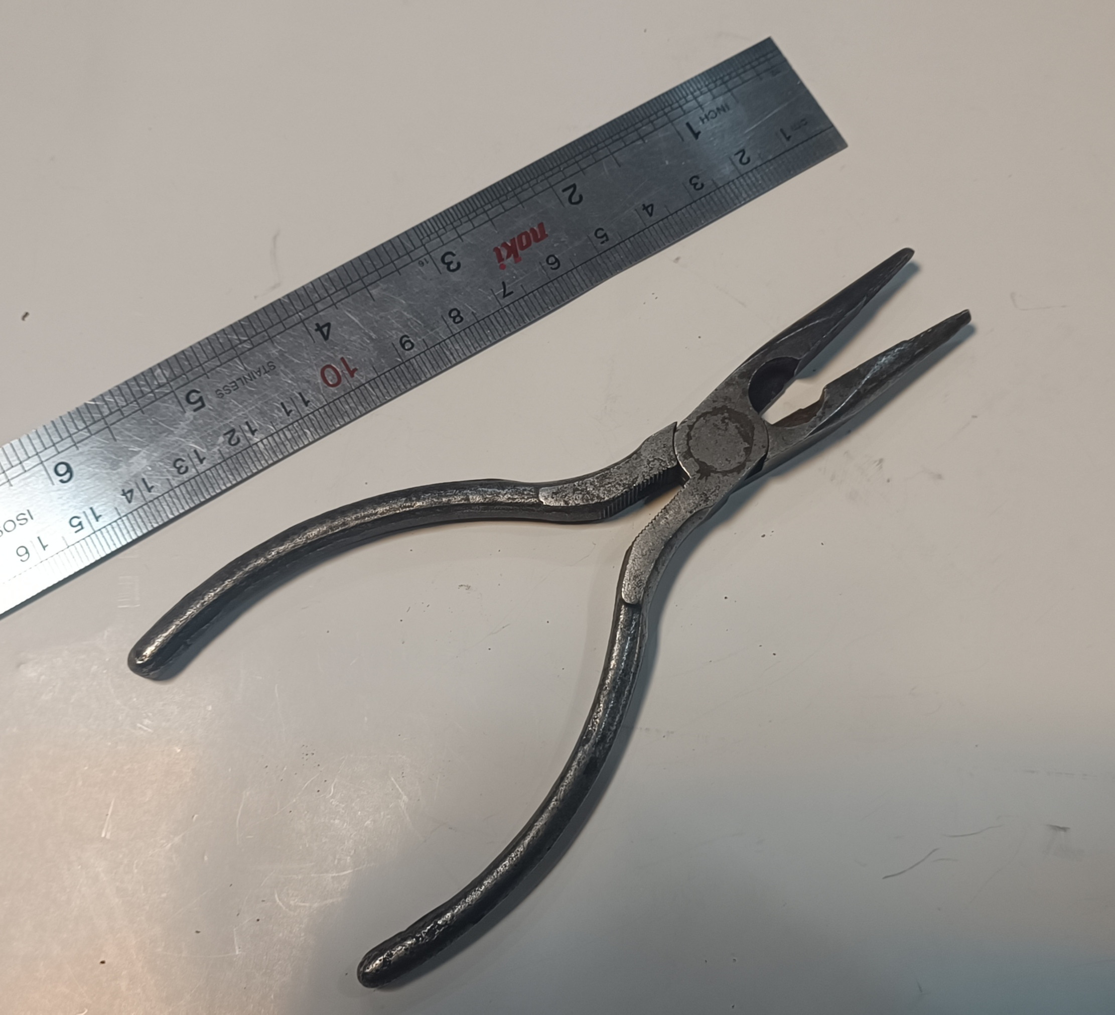 دم باریک فولادی قدیمی