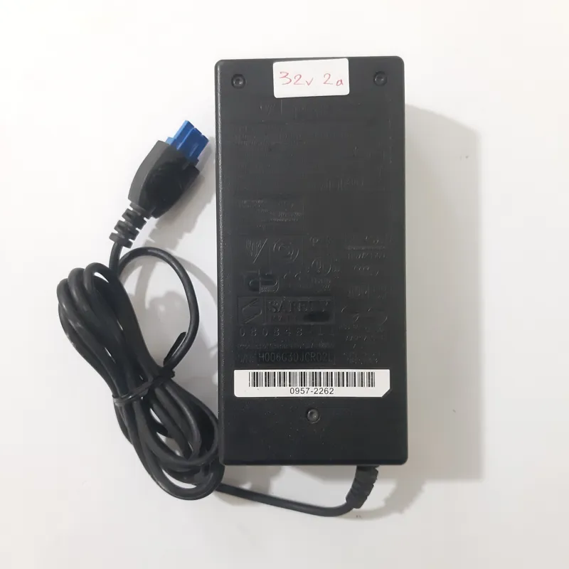 آداپتور 32v 2a