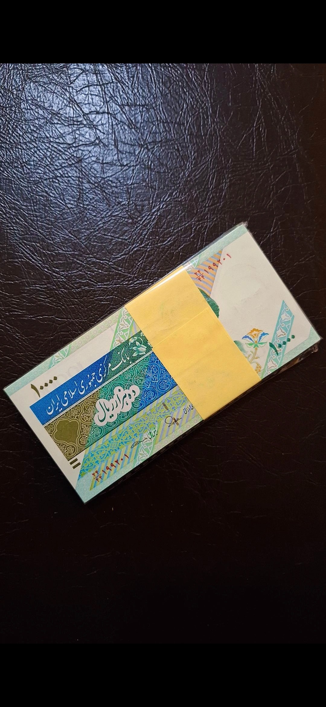 بسته اسکناس هزار تومانی دماوند بانکی (10000 ریالی)