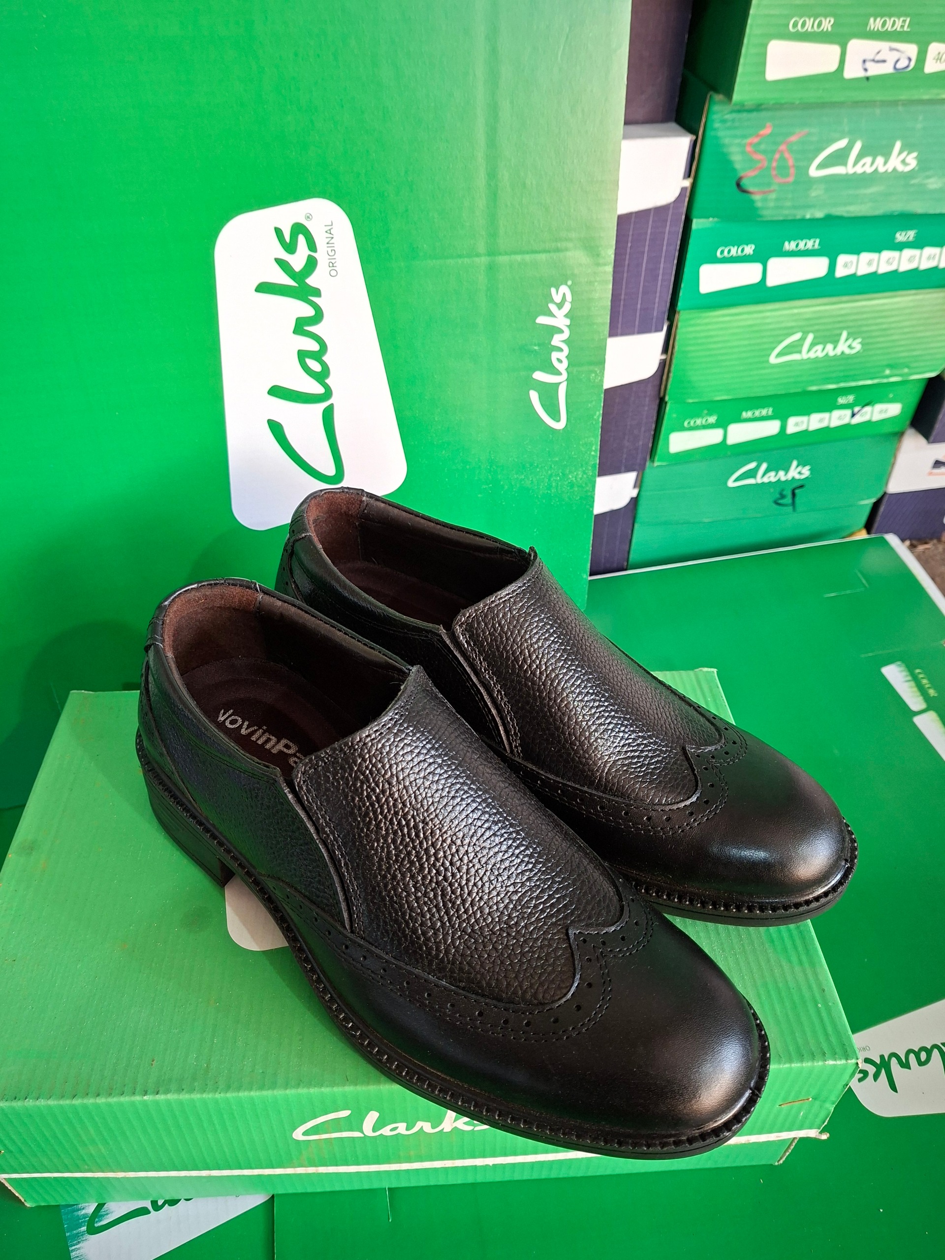 کفش مجلسی چرم تبریز مدل هشترگ(ارسال رایگان)