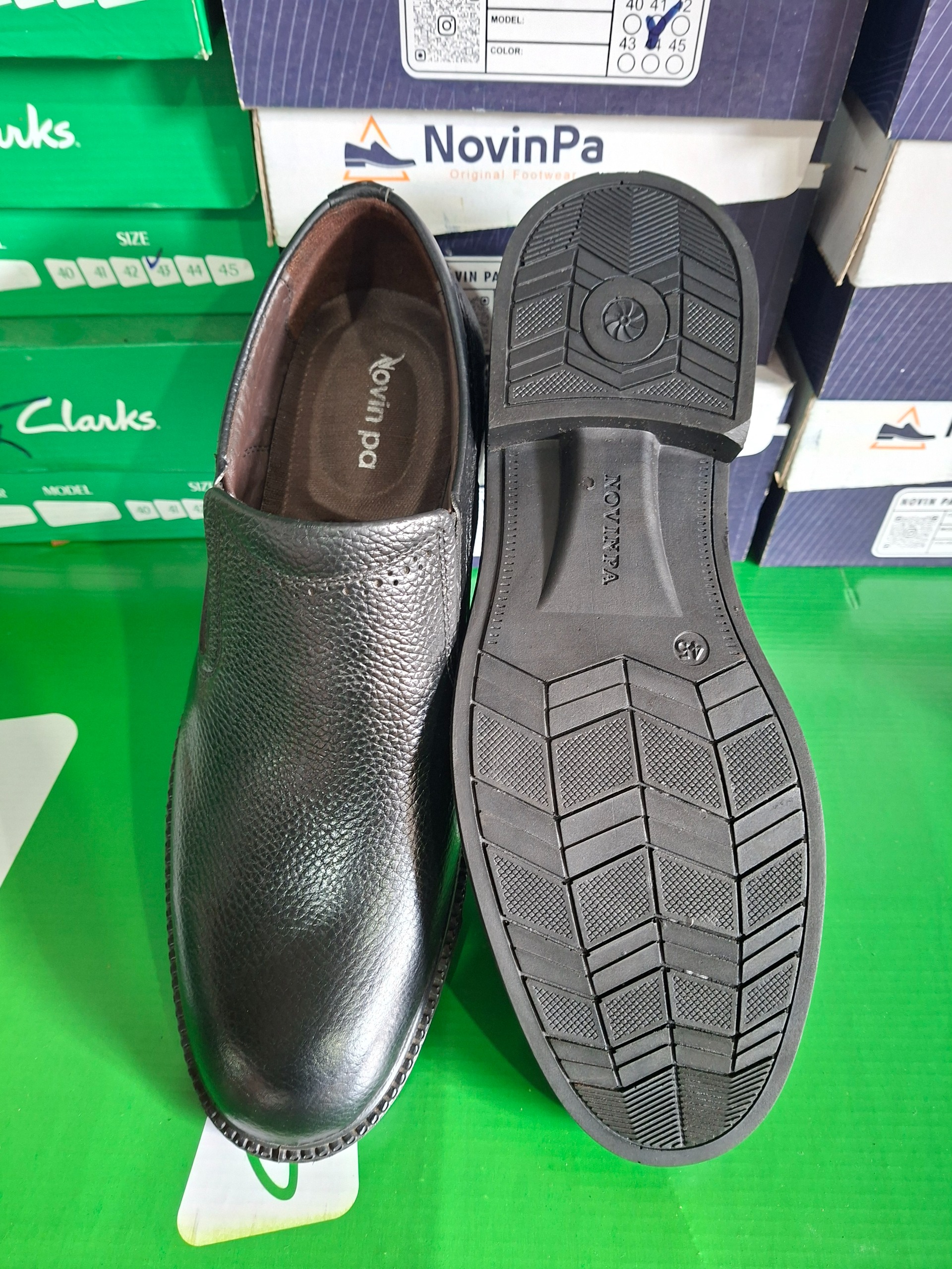 کفش مجلسی مردانه چرم تبریز تک سایز45-ارسال رایگان