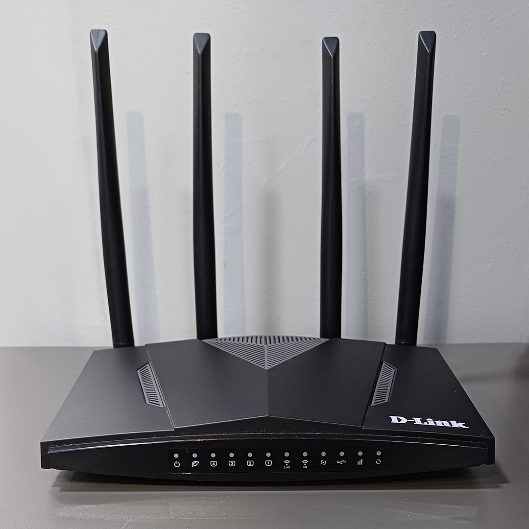 مودم / روتر بی سیم 4G LTE دی-لینک مدل DWR-M960