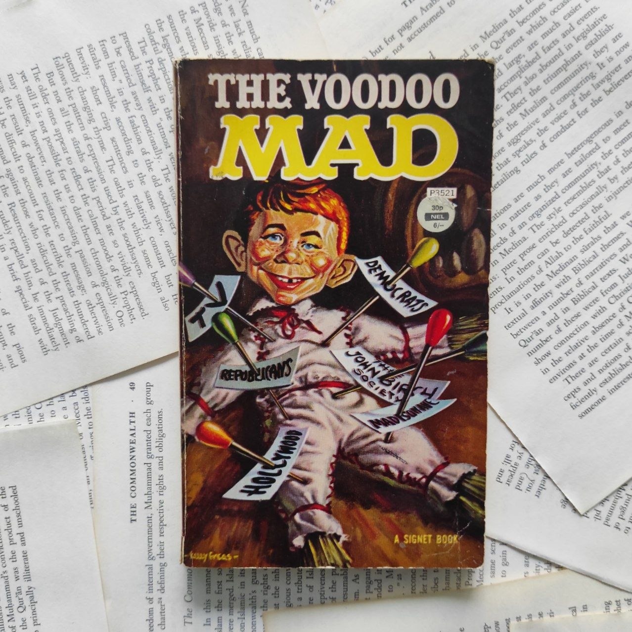 Voodoo Mad (Mad Magazine) - کتاب مجله MAD