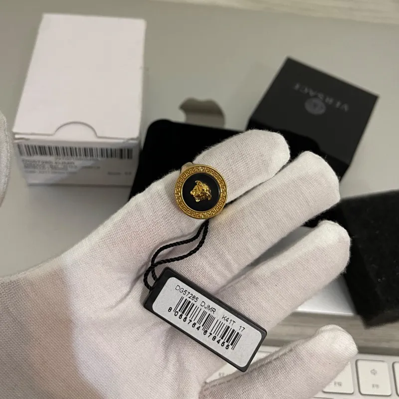 انگشتر Versace اورجینال ساخت ایتالیا